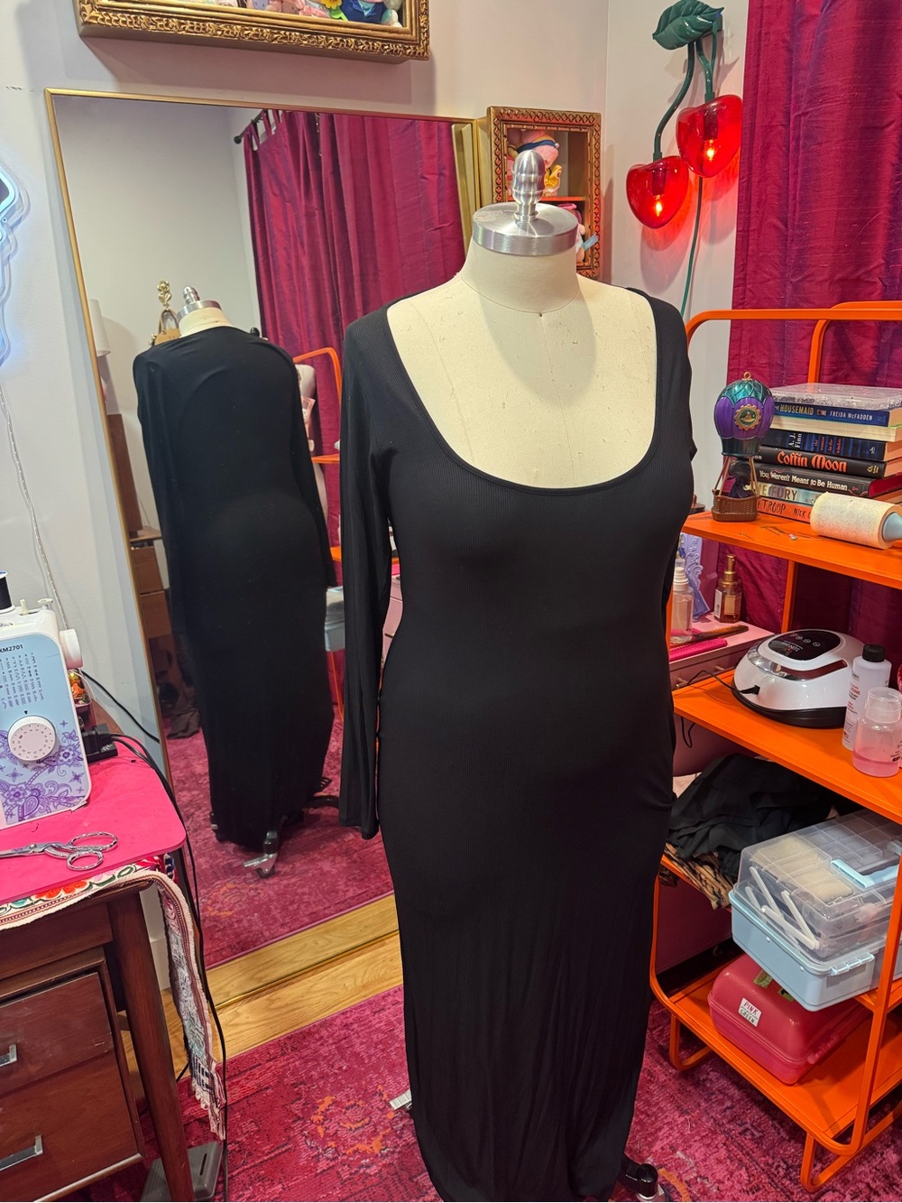 SOFT LOUNGE LONG SLEEVE DRESS | ONYX